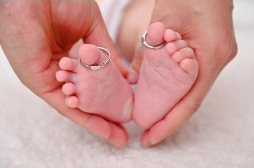 宝应县7个月孕妇肚子疼